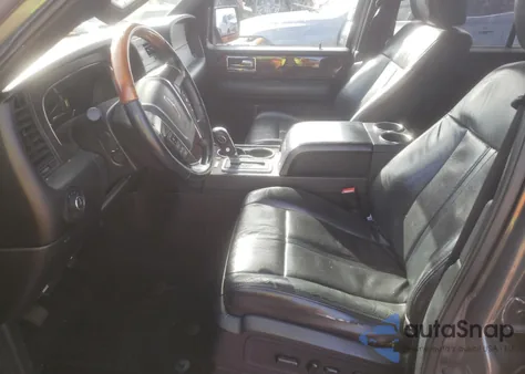 2015 Lincoln Navigator z USA, uszkodzony, nr VIN 5LMJJ2HT0FEJ14371